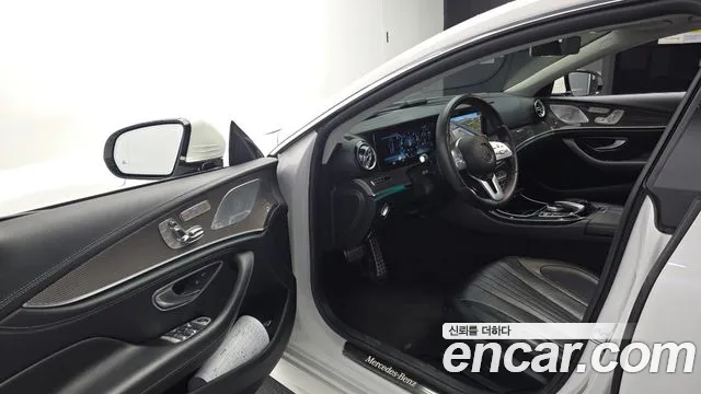 Mercedes-Benz CLS-Class 2018 thumb 10