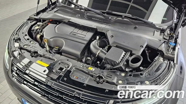 Land Rover Range Rover Evoque 2025 thumb 6