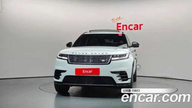 Land Rover Range Rover Velar 2025 thumb 3