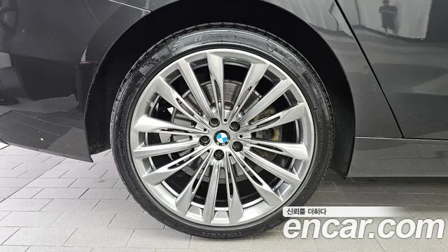 BMW Gran Turismo 2019 thumb 5