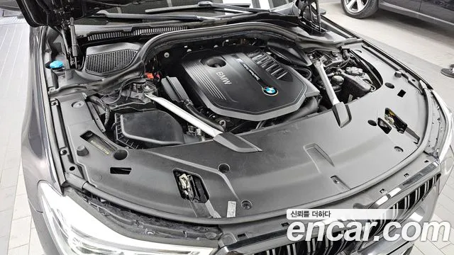 BMW Gran Turismo 2019 thumb 6