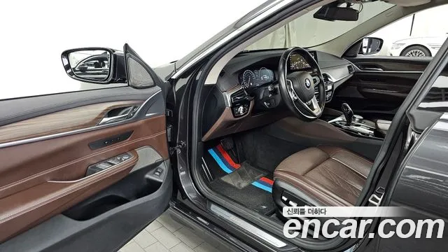 BMW Gran Turismo 2019 thumb 10