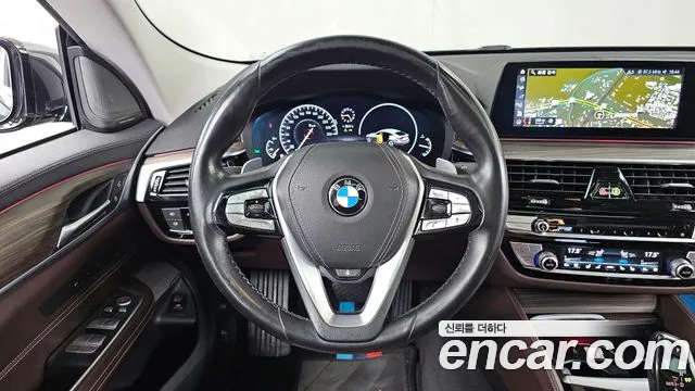 BMW Gran Turismo 2019 thumb 12