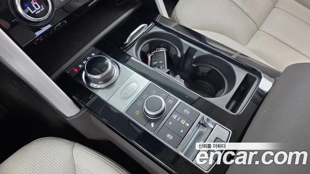 Land Rover Discovery 2019 thumb 9