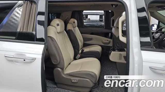 Kia Carnival 2024 thumb 12