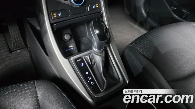 Hyundai Avante 2013 thumb 9