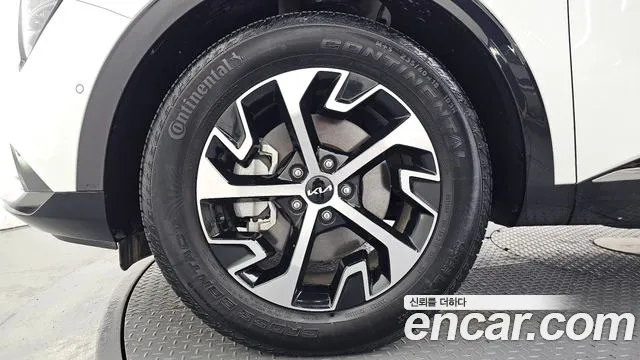 Kia Sportage 2023 thumb 5