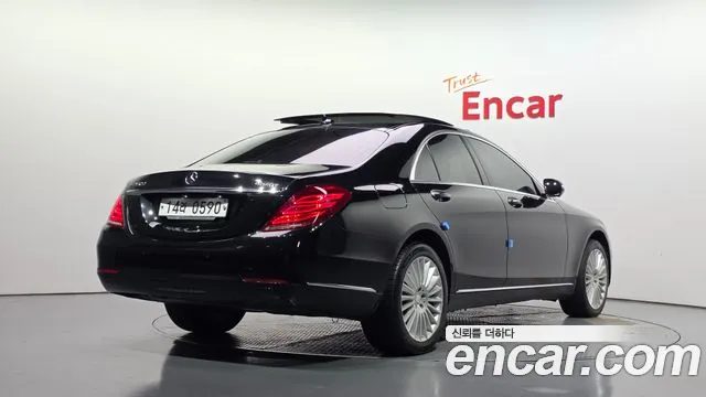 Mercedes-Benz S-Класс 2015 thumb 2