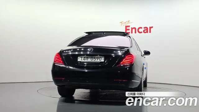 Mercedes-Benz S-Класс 2015 thumb 4