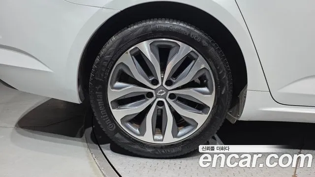 Renault-KoreaSamsung Megane 2016 thumb 5