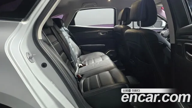 Renault-KoreaSamsung Megane 2016 thumb 11