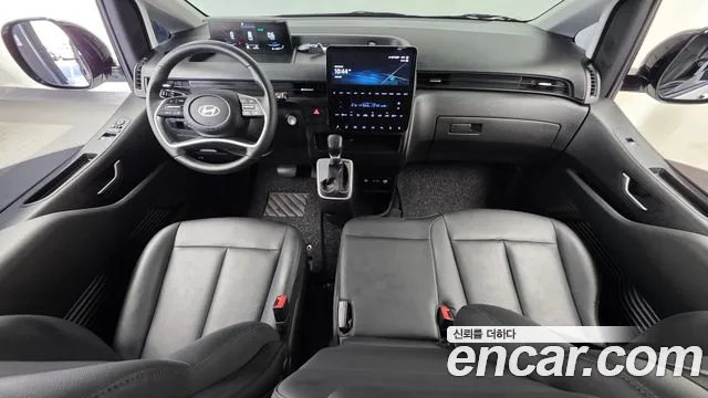 Hyundai Staria 2025 thumb 7