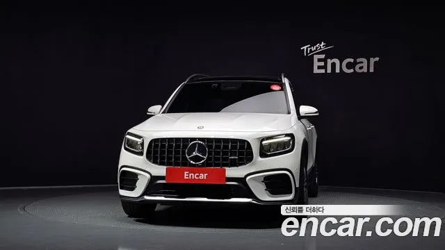 Mercedes-Benz GLB 2025 thumb 3