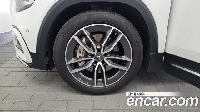Mercedes-Benz GLB 2025 thumb 5
