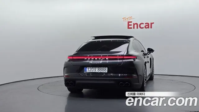 Porsche Panamera 2024 thumb 4