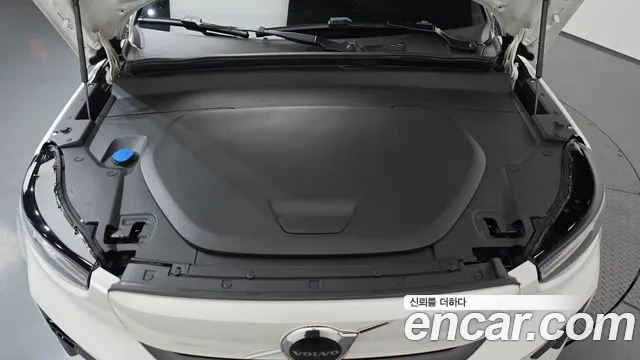 Volvo C40 2022 thumb 6