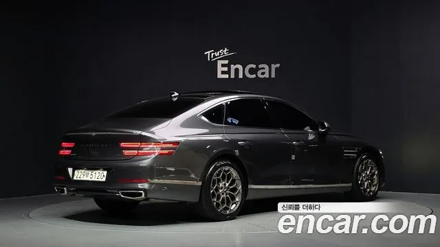 Genesis G80 2020 thumb 2