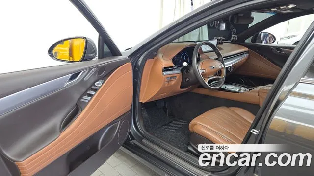 Genesis G80 2020 thumb 10