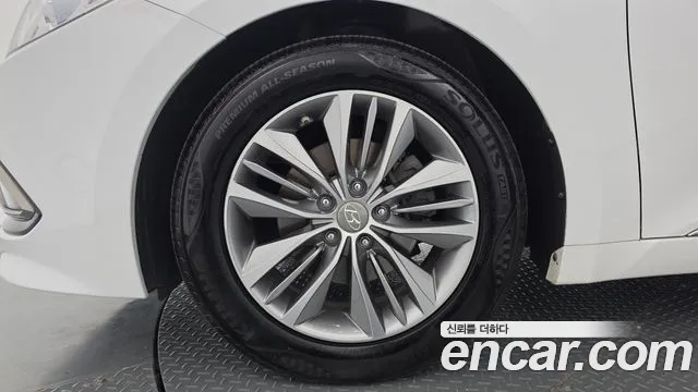 Hyundai Grandeur 2015 thumb 5