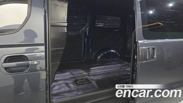 Hyundai Starex 2016 thumb 11