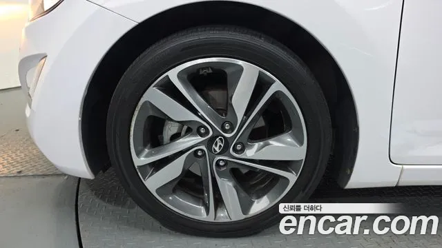 Hyundai Avante 2014 thumb 5