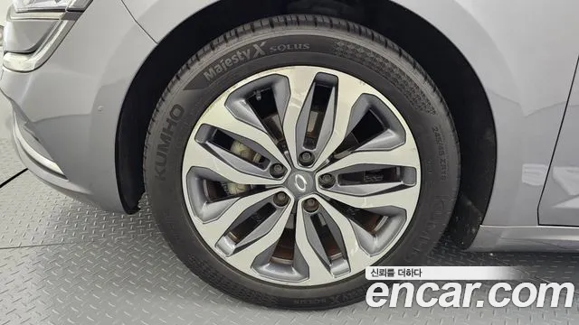 Renault-KoreaSamsung Megane 2016 thumb 4