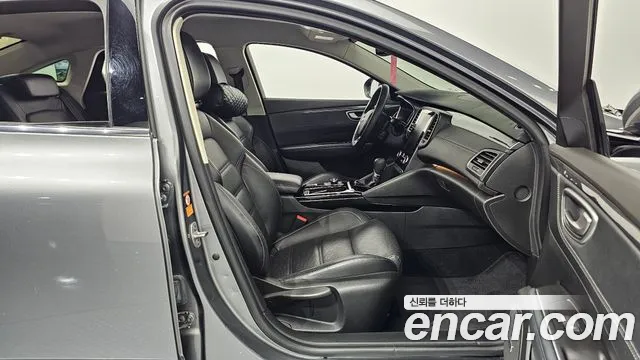 Renault-KoreaSamsung Megane 2016 thumb 10