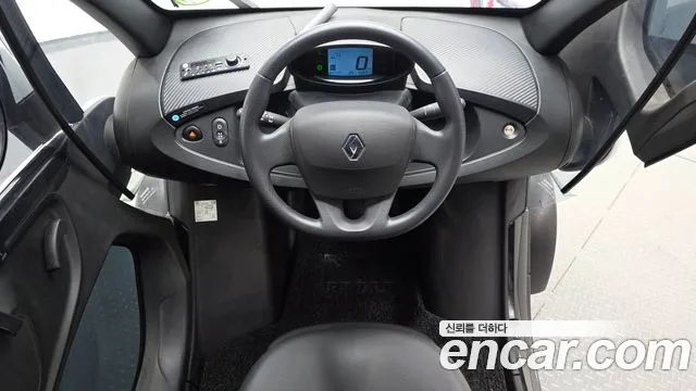Renault-KoreaSamsung Twizy 2019 thumb 7