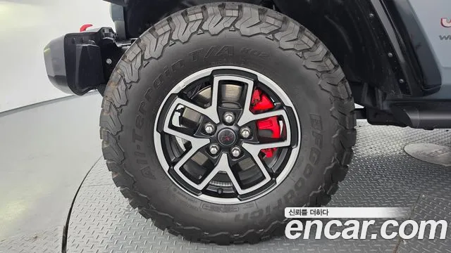 Jeep Wrangler 2025 thumb 5