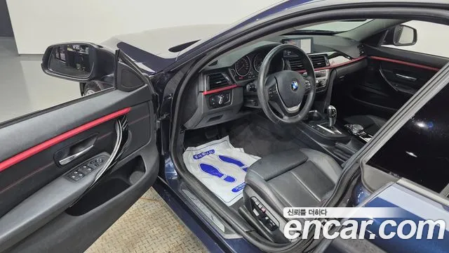 BMW 4-Series 2015 thumb 10
