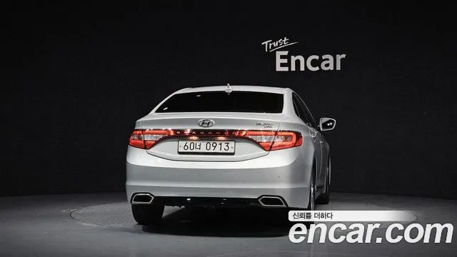 Hyundai Grandeur 2015 thumb 4