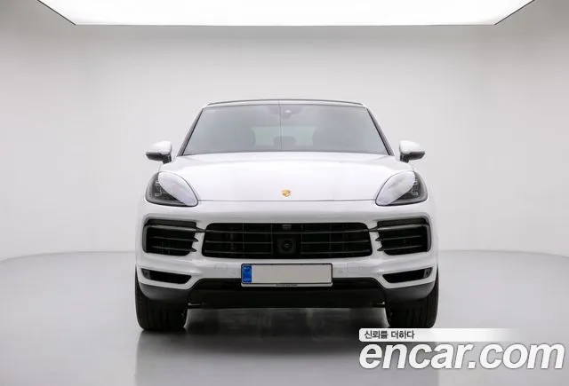 Porsche Cayenne 2023 thumb 4