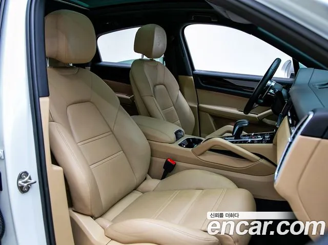 Porsche Cayenne 2023 thumb 10