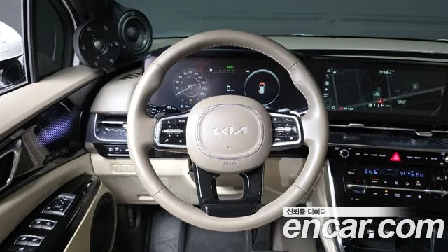 Kia Carnival 2023 thumb 12