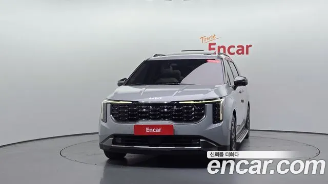 Kia Carnival 2024 thumb 2