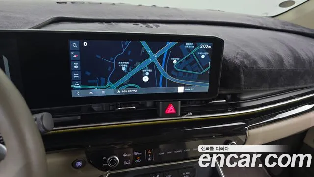 Kia Carnival 2024 thumb 11
