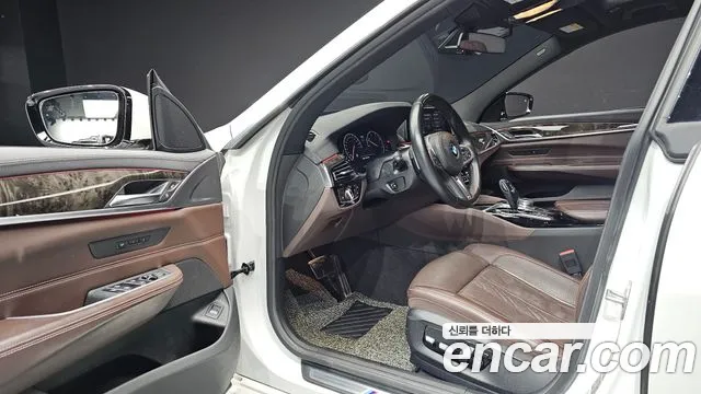 BMW Gran Turismo 2019 thumb 9