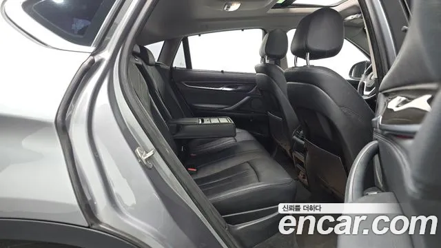 BMW X6 2015 thumb 12