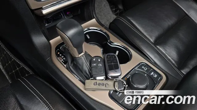 Jeep Cherokee 2016 thumb 9