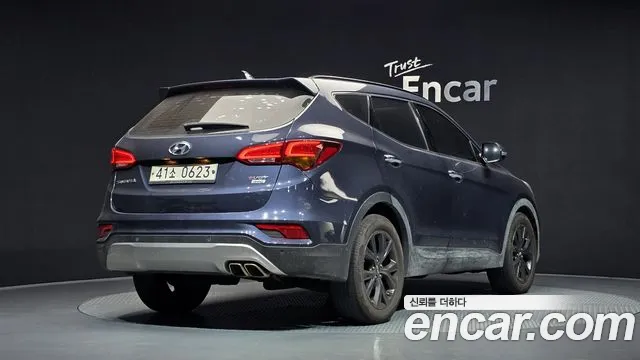 Hyundai Santa Fe 2016 thumb 2
