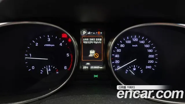 Hyundai Santa Fe 2016 thumb 8
