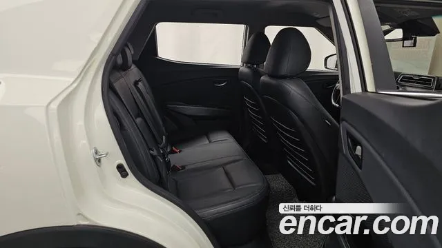 KG_Mobility_Ssangyong TIBOLI 2021 thumb 12