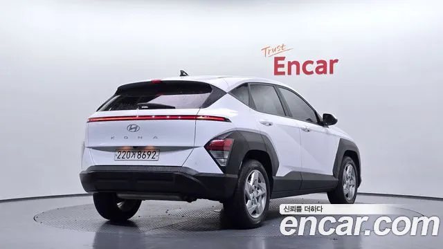 Hyundai Kona 2023 thumb 2