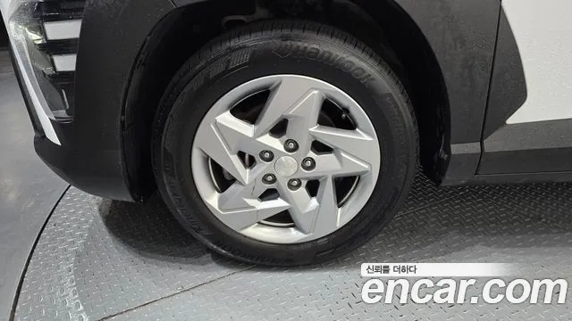 Hyundai Kona 2023 thumb 5