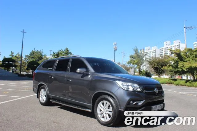 KG_Mobility_Ssangyong Rexton 2018 thumb 3