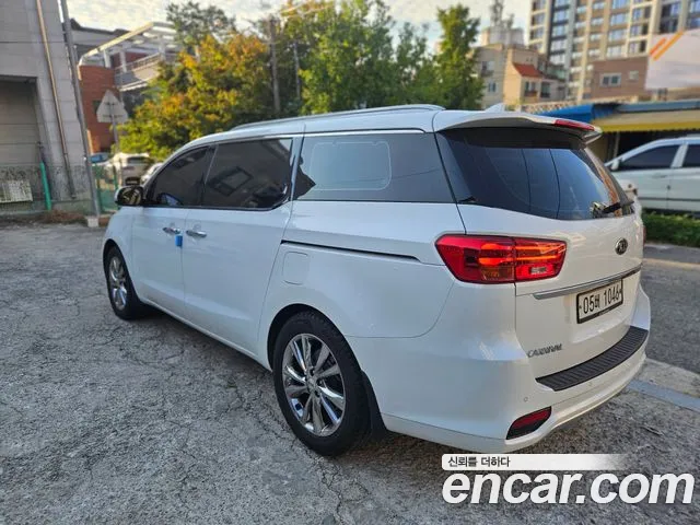 Kia Carnival 2019 thumb 6