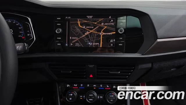 Volkswagen Jetta 2021 thumb 12