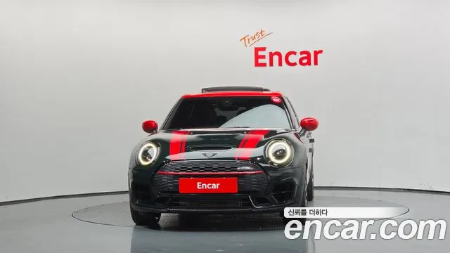 MINI Clubman 2023 thumb 3