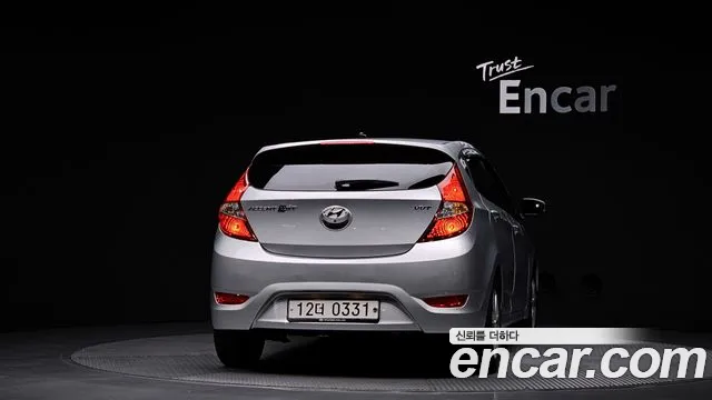 Hyundai Accent 2016 thumb 3