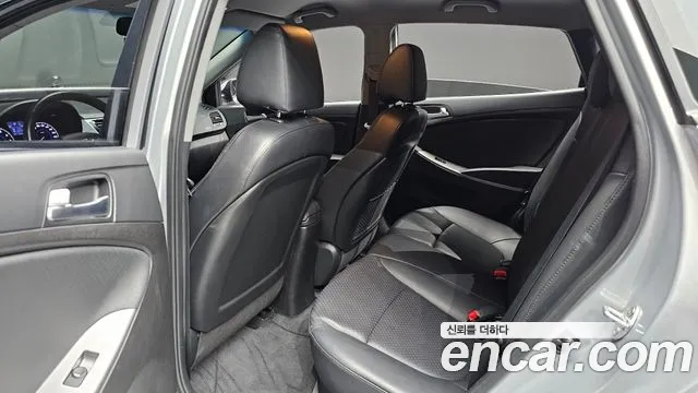 Hyundai Accent 2016 thumb 11